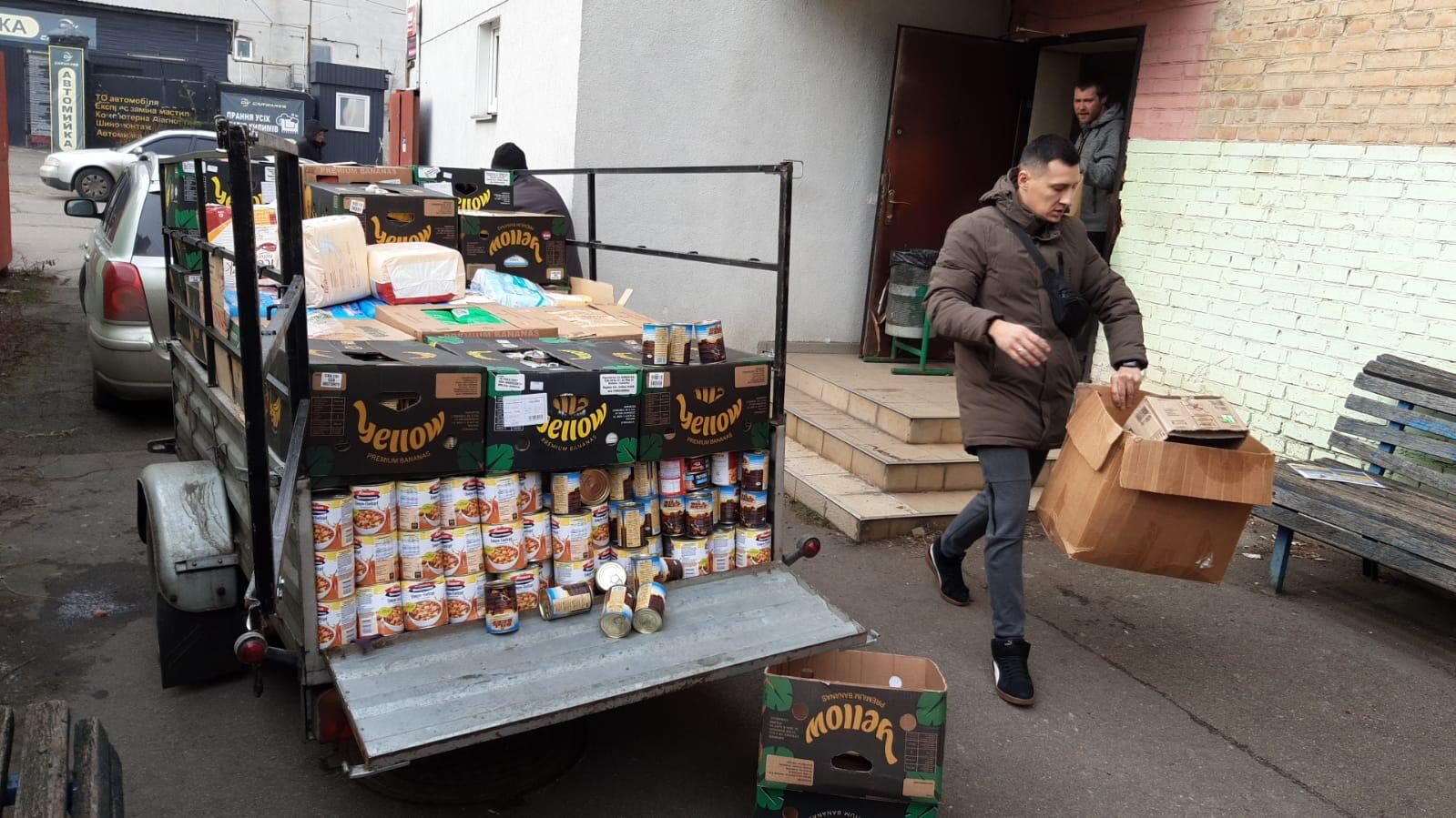 Pomoc humanitarna na Ukrainie - fundacja wstań - wstań.pl